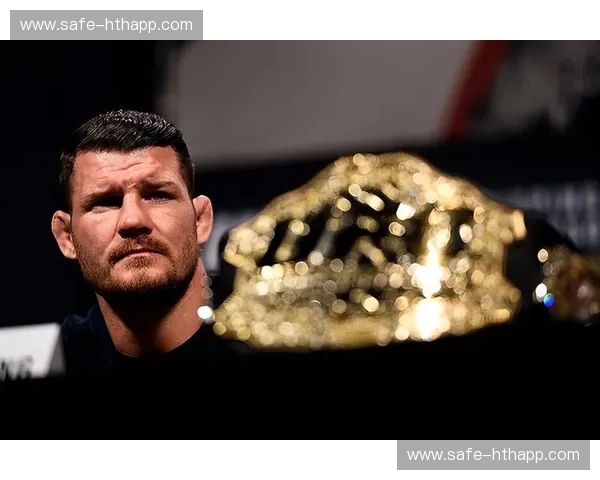 铁拳之神对决格斗狂人：当迈克·泰森的“毁灭毁灭”撞上嘴炮的“致命左手”